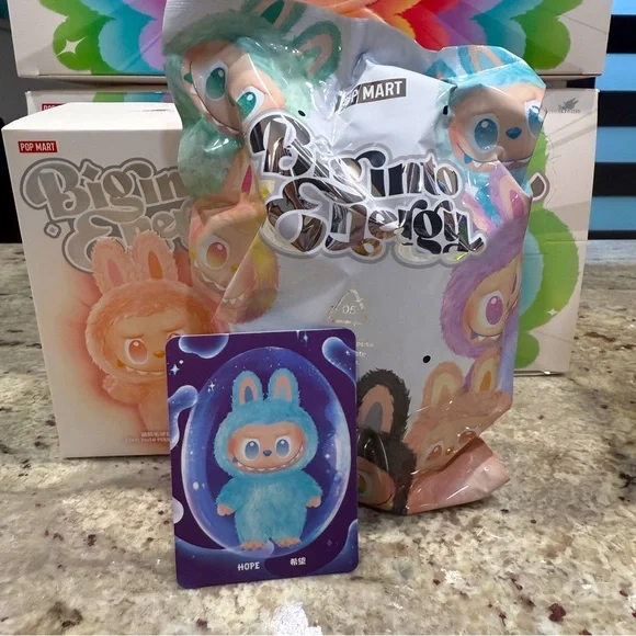 Pop Mart Big into Energy vinyl plush pendant - hope (blue) - Picture 1 of 8